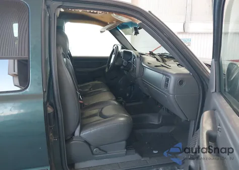 2004 Chevrolet Silverado 1500 from USA, damaged, VIN 2GCEK19V141107797